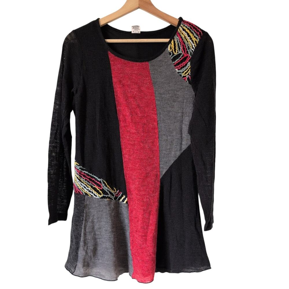 This‎ & That Mixed Media Red Patchwork Tunic Top M - Boho Lagenlook Art-to-Wear